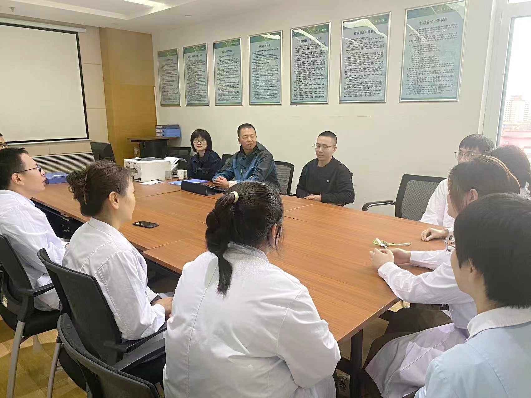 1727784147665084465.png 圖片2.png